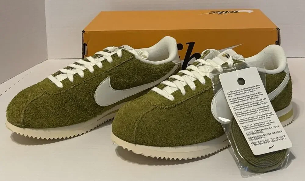 Nike Cortez SE Suede